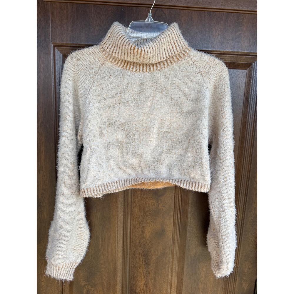 Altar'd State Women's cropped turtleneck sweater in beige and brown SZ M‎